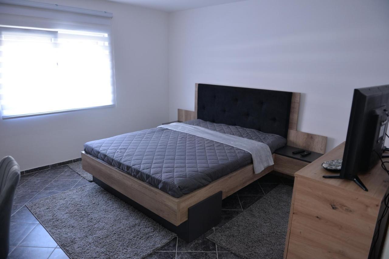 Gostinska Kuca Apartment Leskovac  Bagian luar foto