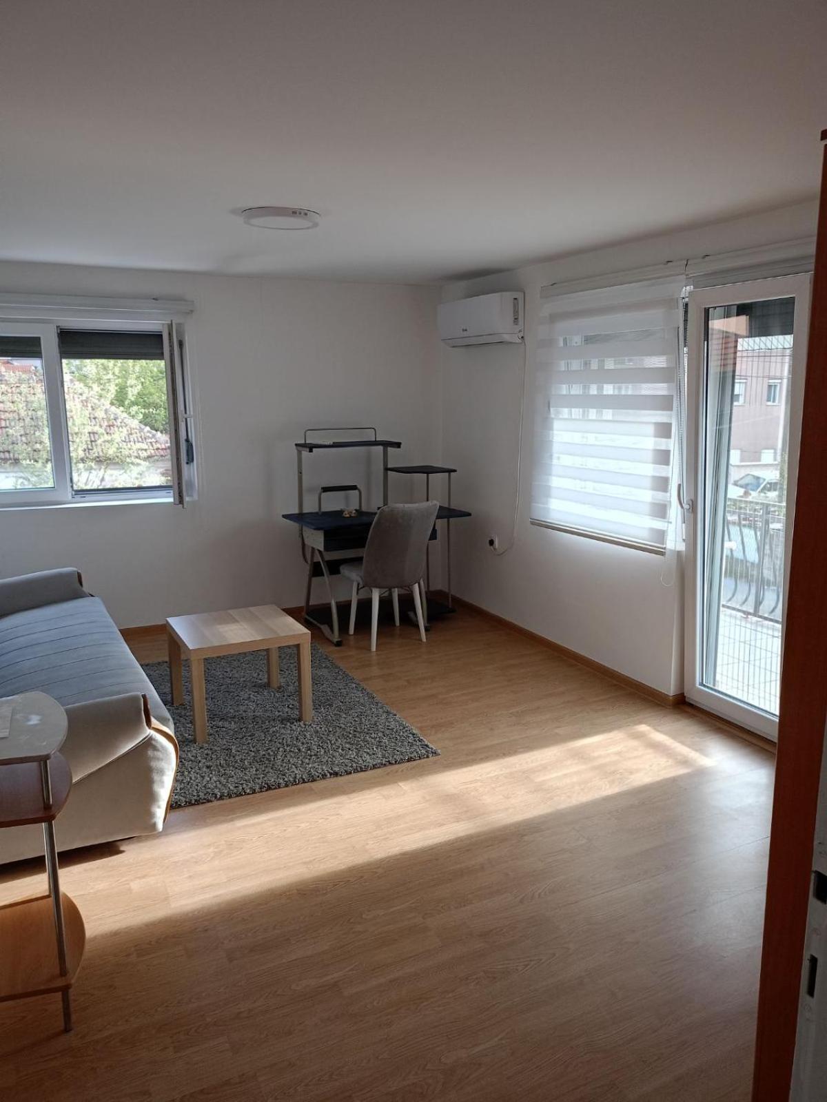 Gostinska Kuca Apartment Leskovac  Bagian luar foto